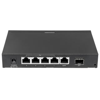 Switch Gigabit 5-portowy PoE+ ze slotem SFP Combo