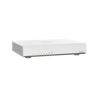 Qnap-QHora-301W router 2x10GbE SD-WAN Wi-FI